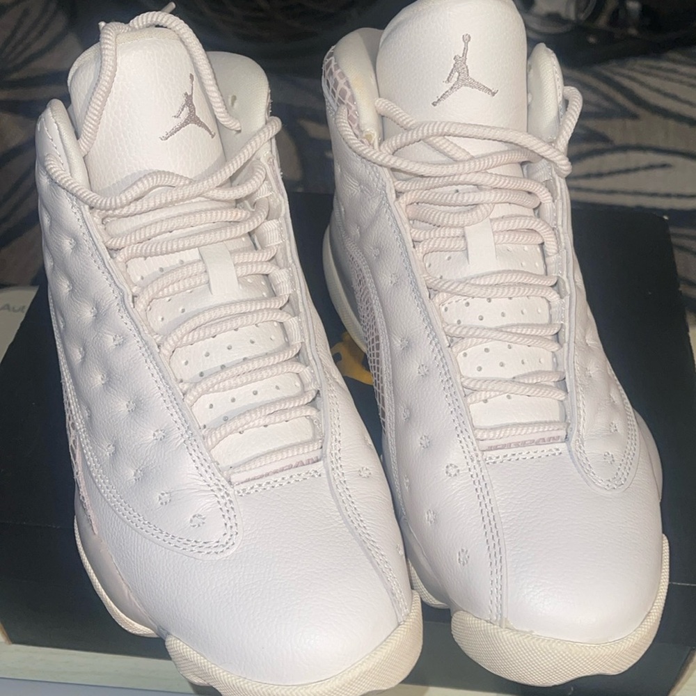 Pair of Gently worn Air Jordan 13 Retro 'Phantom' women Grey size 7.5
